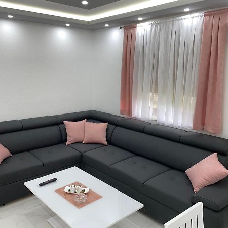 Apartman Jovana Bileca Exterior photo